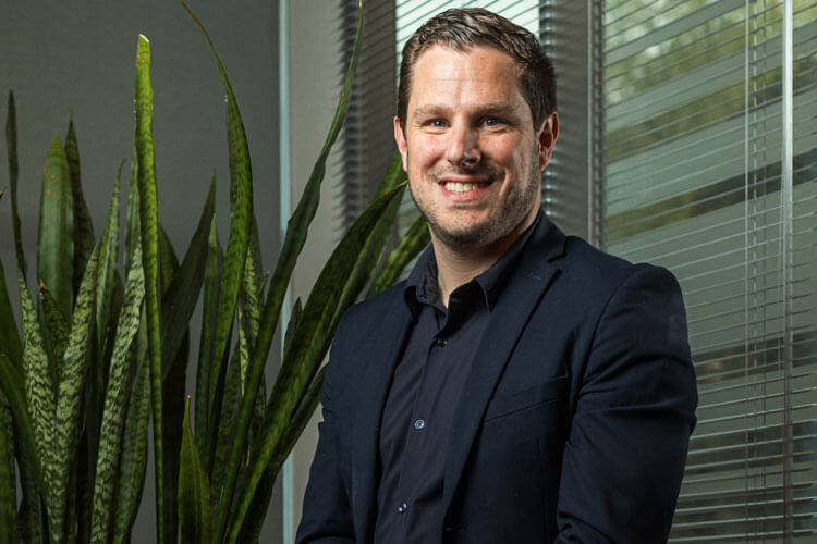 Willem- Sales Manager