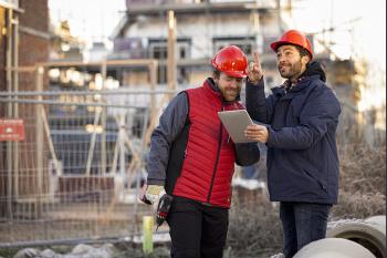 Hoge prijzen voor bouwmaterialen grootste uitdaging in bouwsector: 46% van bedrijven worstelt hiermee 