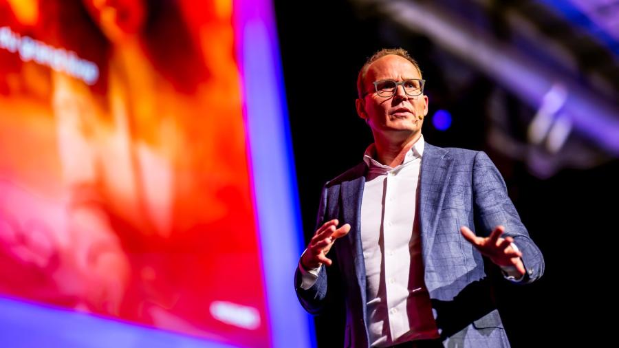 Exact lanceert Exact AI Assistant: de AI-tool om ondernemers efficiënter te laten werken 
