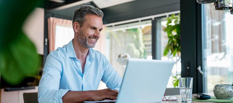¿Qué es un sistema CRM y por qué deberías utilizarlo?