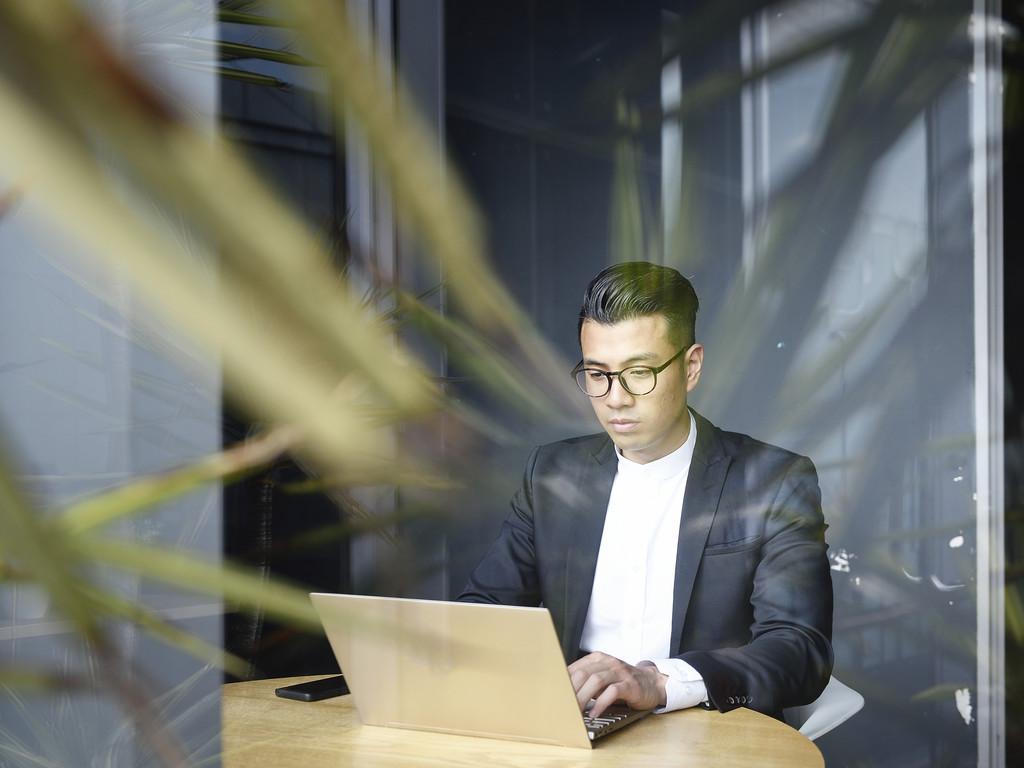 Jaka jest różnica między ERP a CRM?