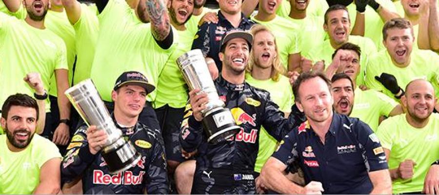 Max Verstappen: Formule 1 is een teamsport, dus soms moet je een stapje opzij doen