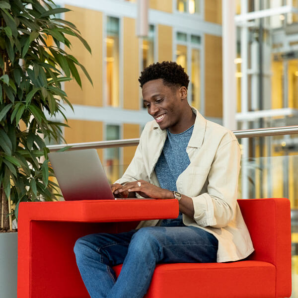 Binnen of buiten de EU facturen versturen | Exact